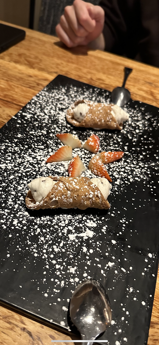 Angelina's Pizzeria Napoletana-9